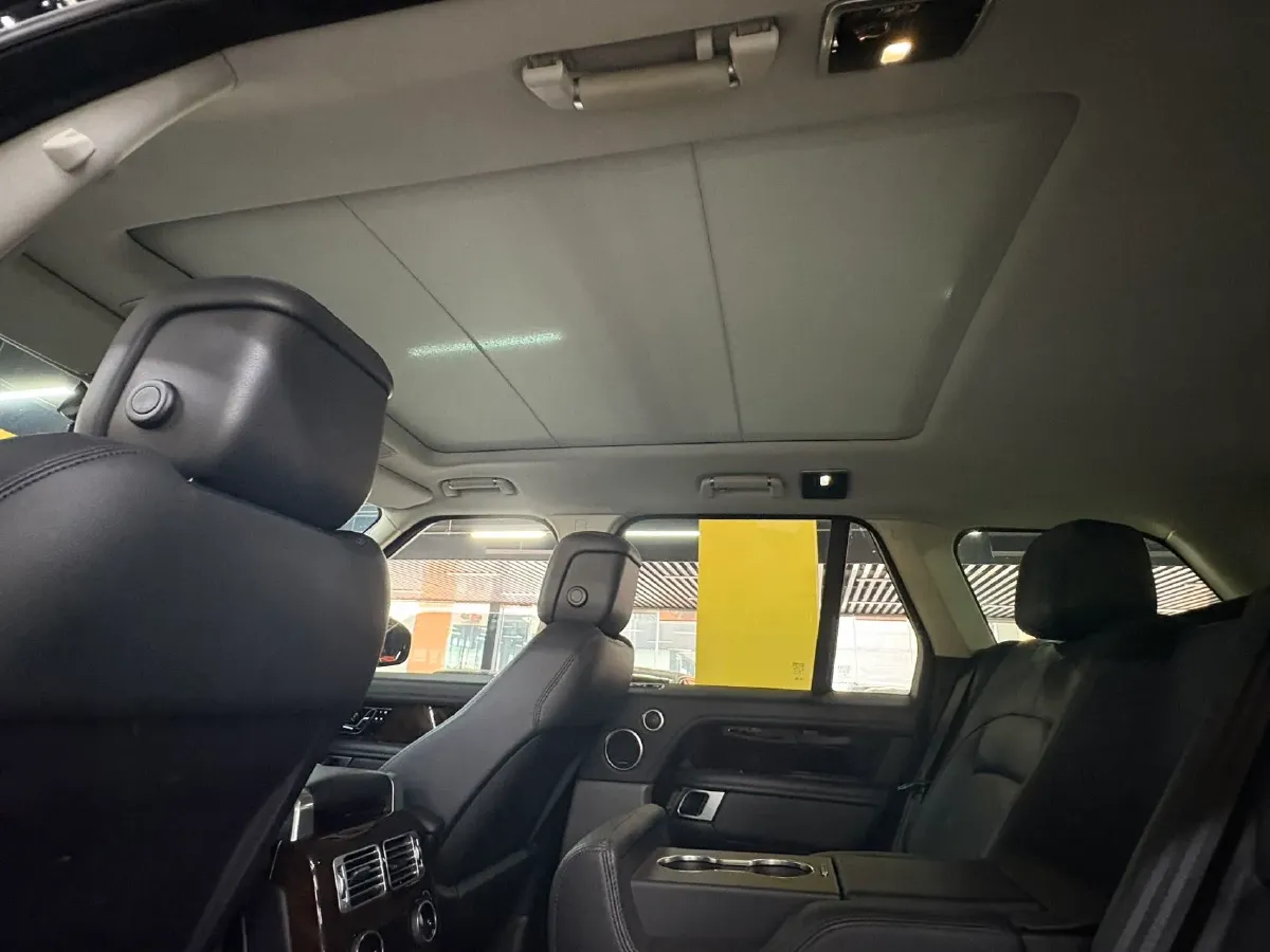 2022 Land Rover Range Rover 3.0T 360HP L6 8AT,autocango,china used car exporter,china ev exporter,chinese used car exporter,chinese used ev exporter