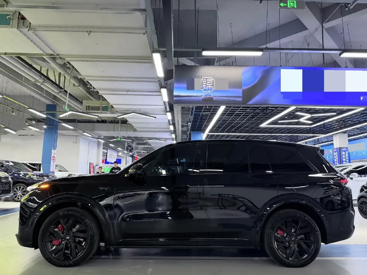 2023 Li L8 Range Extended 154HP REEV 40.9KWH,autocango,china used car exporter,china ev exporter,chinese used car exporter,chinese used ev exporter