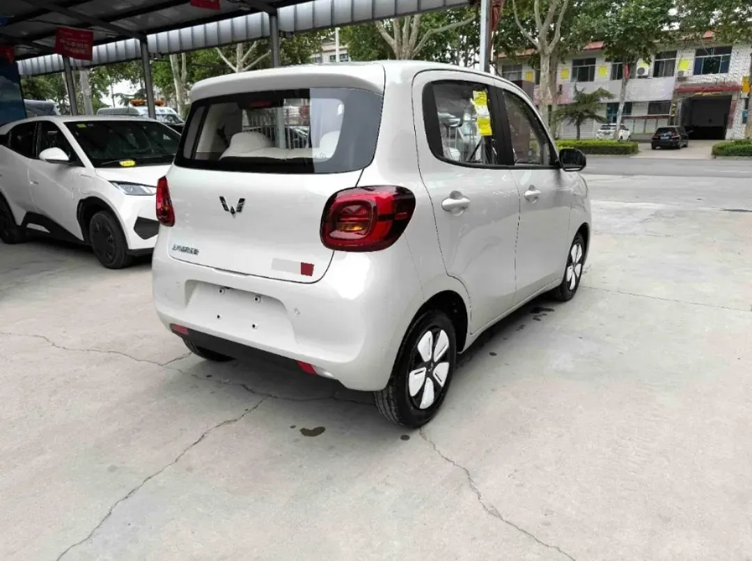 2025 WuLing HongGuang MINI EV BEV 16.2KWH,autocango,china used car exporter,china ev exporter,chinese used car exporter,chinese used ev exporter