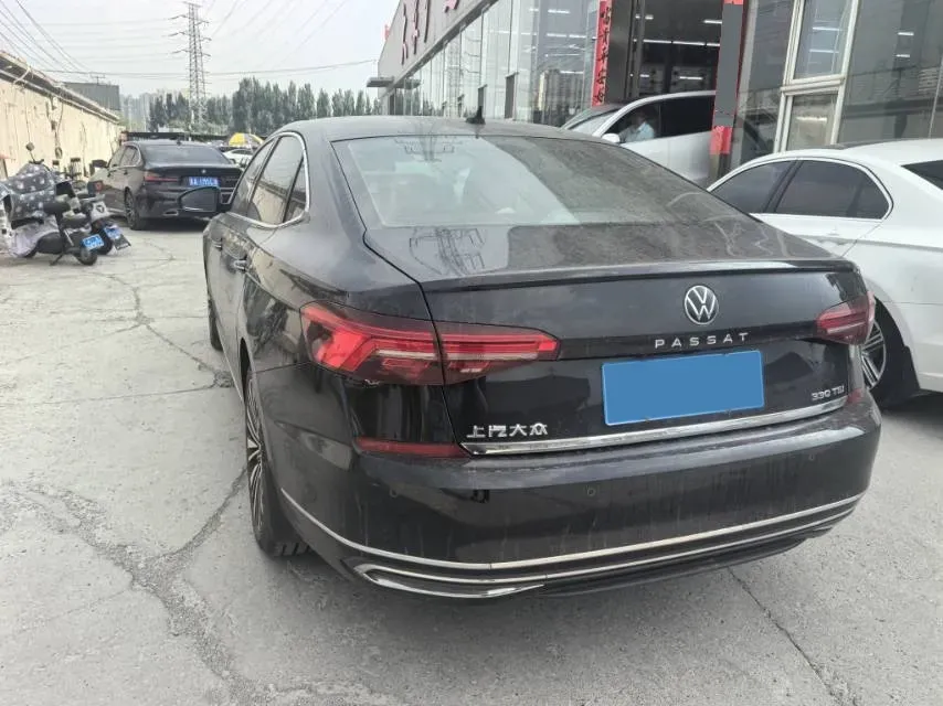 2021 Volkswagen Passat 2.0T 186HP L4 7DCT,autocango,china used car exporter,china ev exporter,chinese used car exporter,chinese used ev exporter