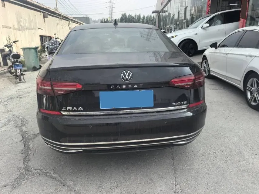 2021 Volkswagen Passat 2.0T 186HP L4 7DCT,autocango,china used car exporter,china ev exporter,chinese used car exporter,chinese used ev exporter