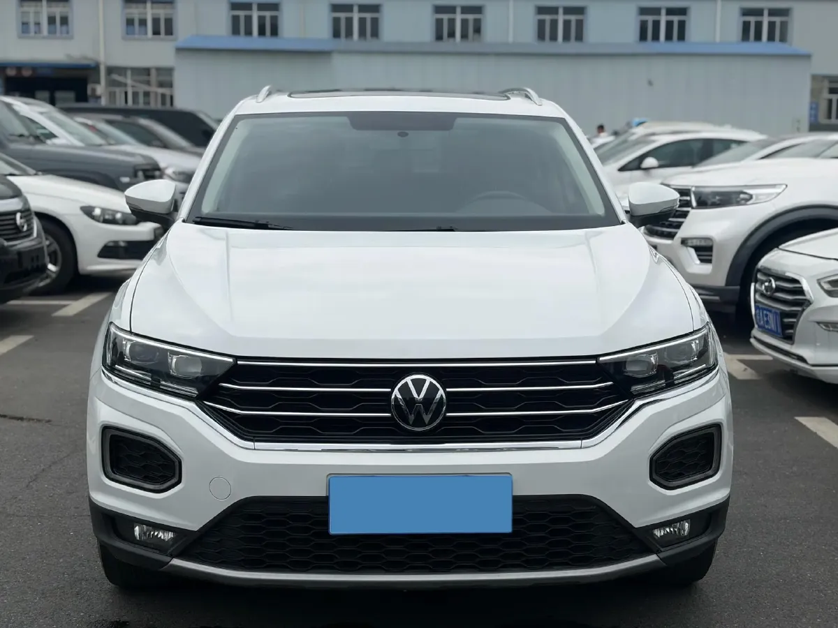 2022 Volkswagen T-Roc 1.4T 150HP L4 7DCT,autocango,china used car exporter,china ev exporter,chinese used car exporter,chinese used ev exporter