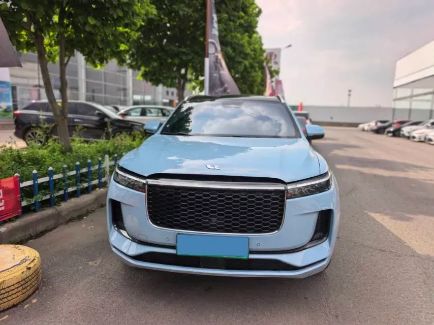 2021 Li ONE Range Extended 131HP REEV 40.5KWH,autocango,china used car exporter,china ev exporter,chinese used car exporter,chinese used ev exporter
