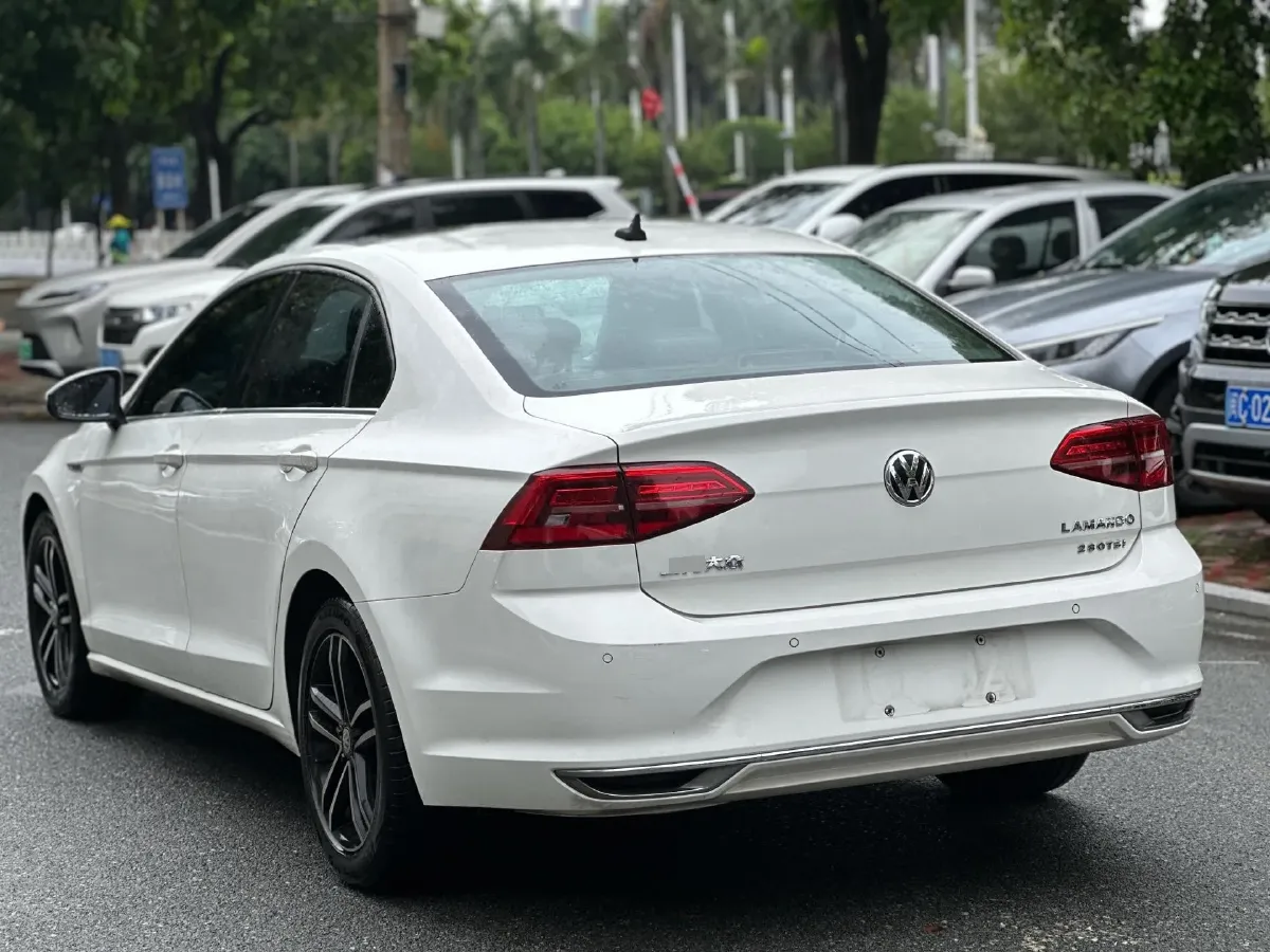 2021 Volkswagen Lamando 1.4T 150HP L4 7DCT,autocango,china used car exporter,china ev exporter,chinese used car exporter,chinese used ev exporter