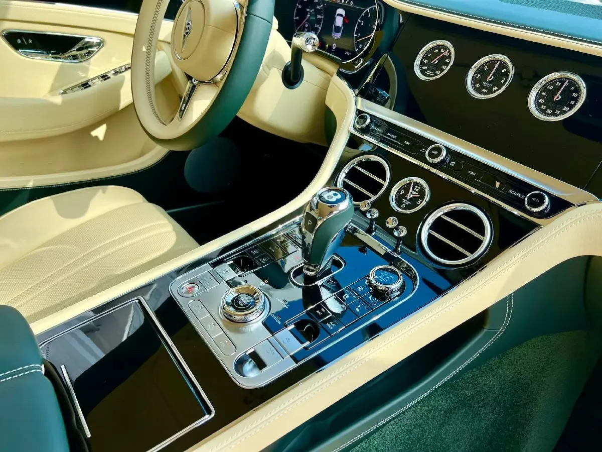 2020 Bentley Continental 4.0T 549HP V8 8DCT,autocango,china used car exporter,china ev exporter,chinese used car exporter,chinese used ev exporter