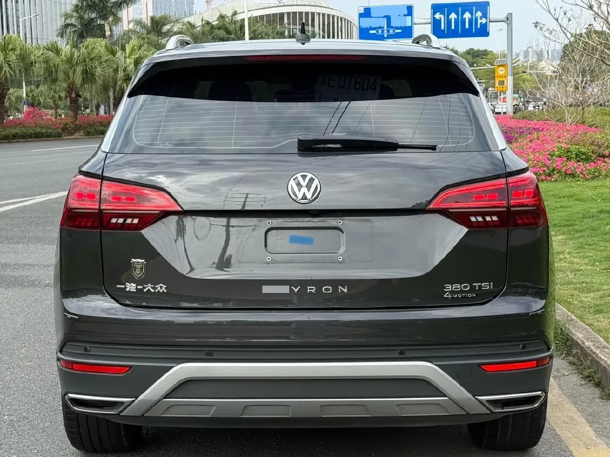 2021 Volkswagen Tayron 2.0T 220HP L4 7DCT,autocango,china used car exporter,china ev exporter,chinese used car exporter,chinese used ev exporter