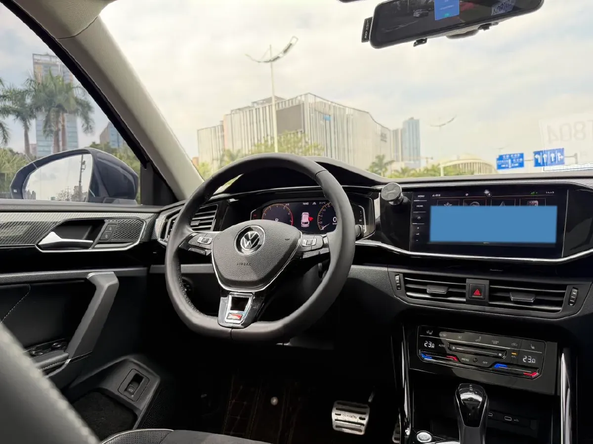 2021 Volkswagen Tayron 2.0T 220HP L4 7DCT,autocango,china used car exporter,china ev exporter,chinese used car exporter,chinese used ev exporter