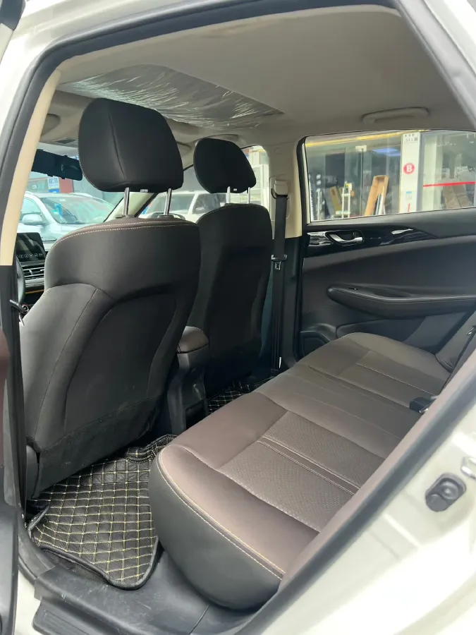2019 ChangAn Eado DT 1.6L 125HP L4 4AT,autocango,china used car exporter,china ev exporter,chinese used car exporter,chinese used ev exporter