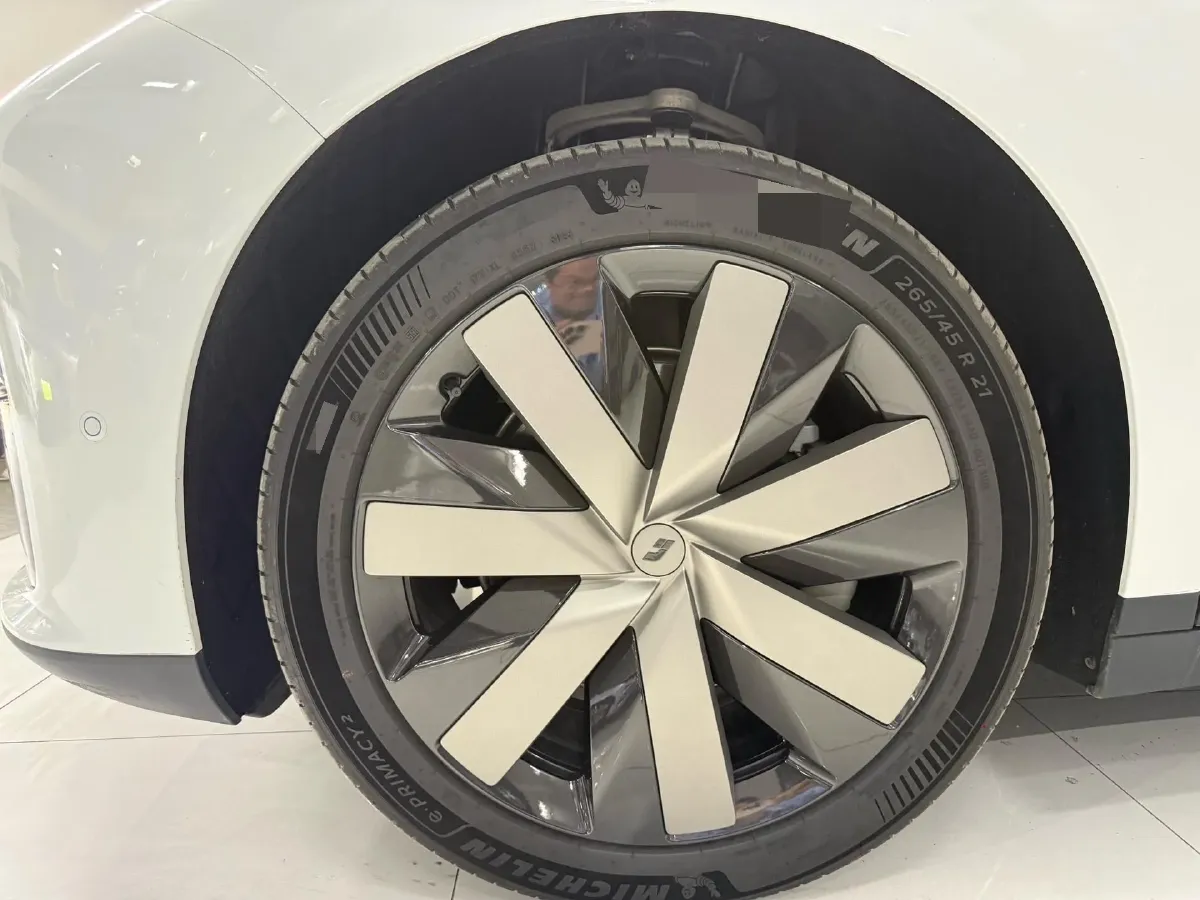 2025 Li i6 BEV,autocango,china used car exporter,china ev exporter,chinese used car exporter,chinese used ev exporter
