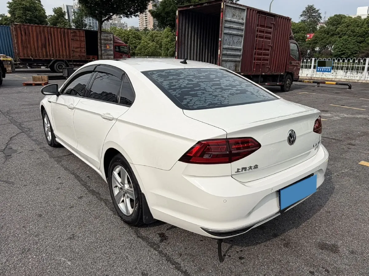 2019 Volkswagen T-Cross 1.4T 150HP L4 7DCT,autocango,china used car exporter,china ev exporter,chinese used car exporter,chinese used ev exporter