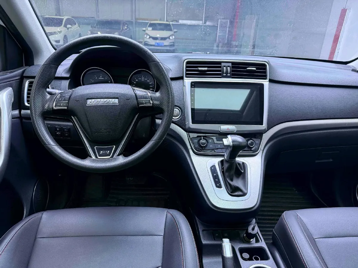 2019 Haval M6 1.5T 150HP L4 7DCT,autocango,china used car exporter,china ev exporter,chinese used car exporter,chinese used ev exporter