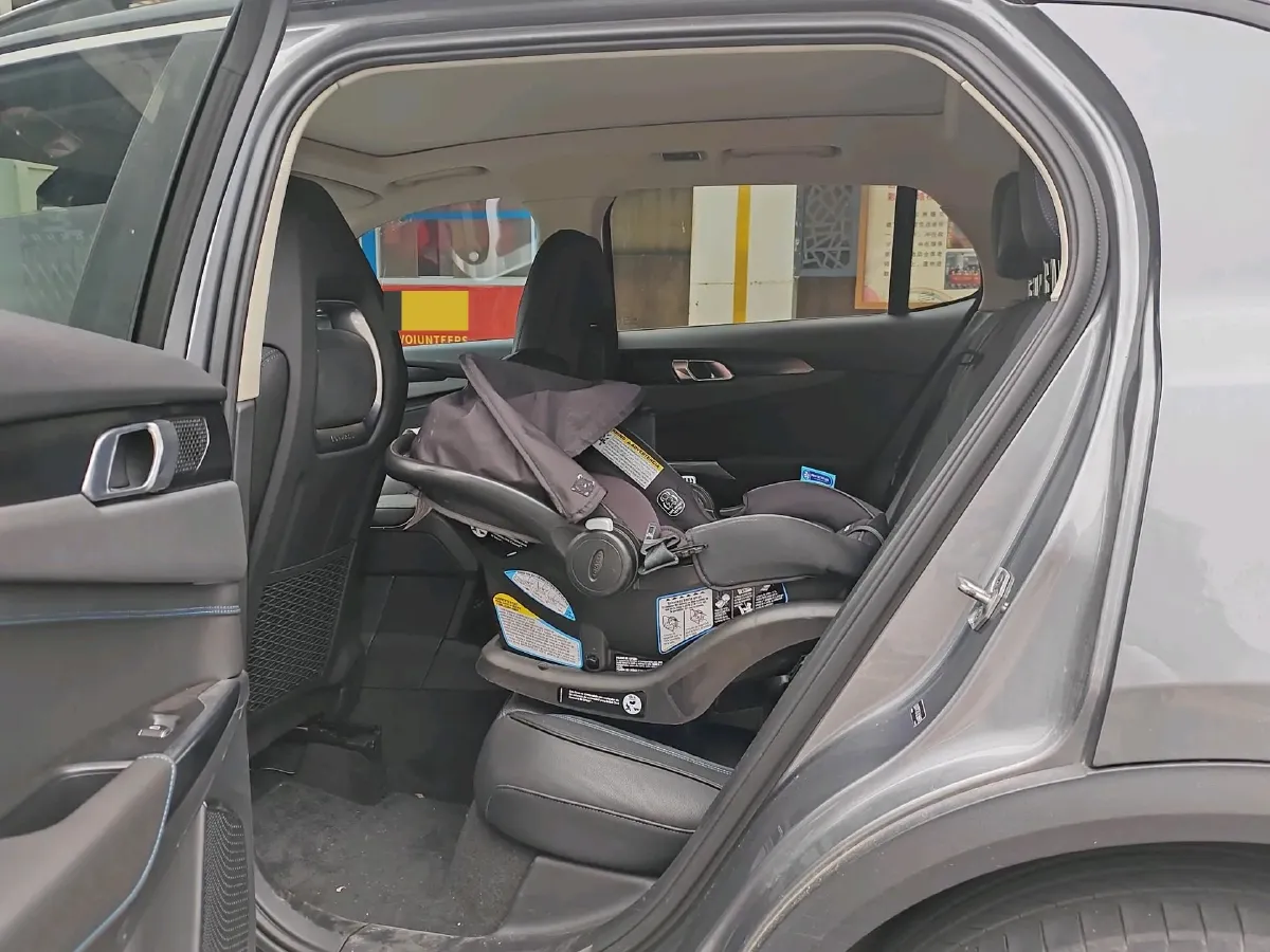 2018 Isuzu Mu-X 3.0T 177HP L4 6AT,autocango,china used car exporter,china ev exporter,chinese used car exporter,chinese used ev exporter