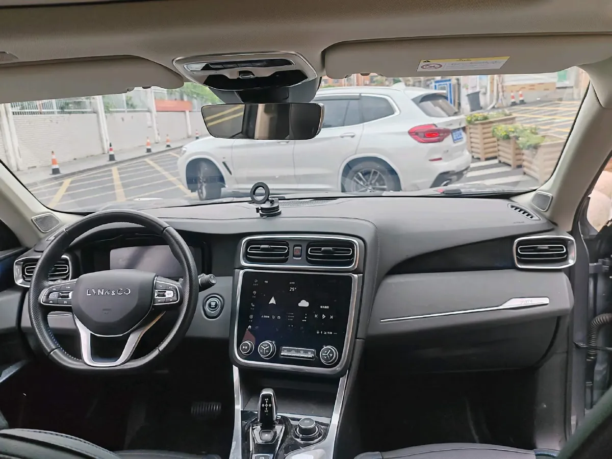 2018 Isuzu Mu-X 3.0T 177HP L4 6AT,autocango,china used car exporter,china ev exporter,chinese used car exporter,chinese used ev exporter