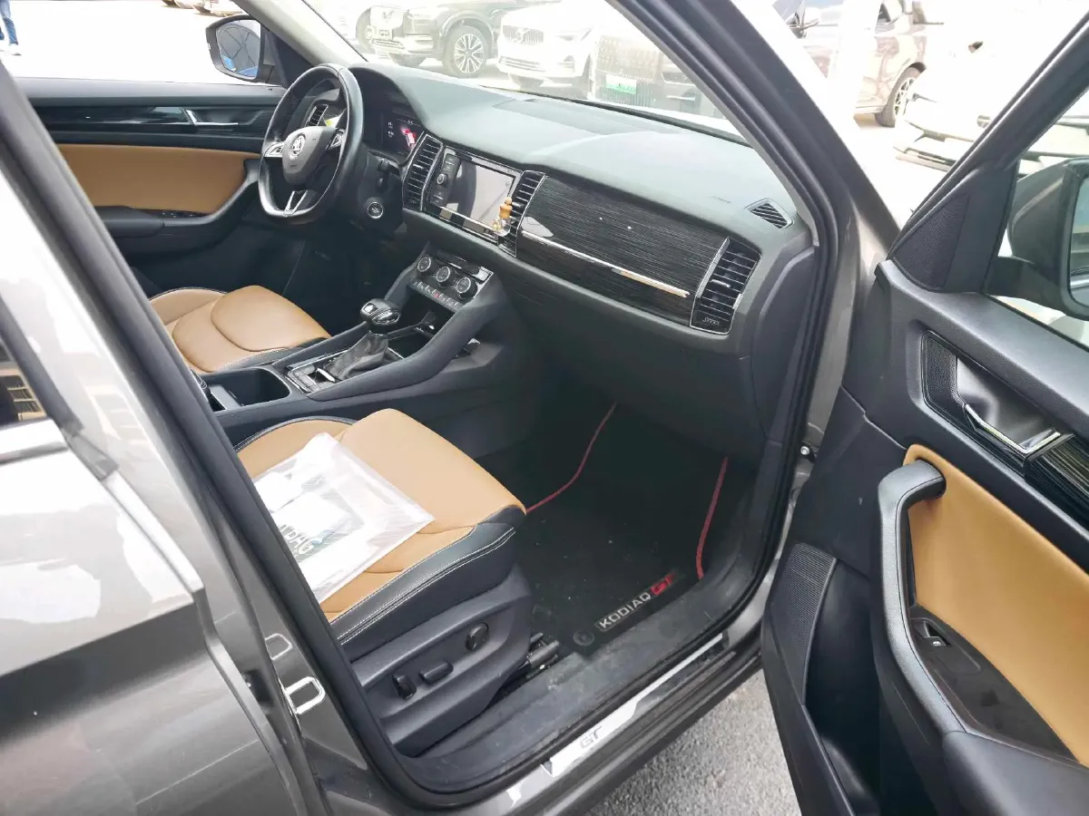 2019 Skoda Kodiak GT 2.0T 186HP L4 7DCT,autocango,china used car exporter,china ev exporter,chinese used car exporter,chinese used ev exporter