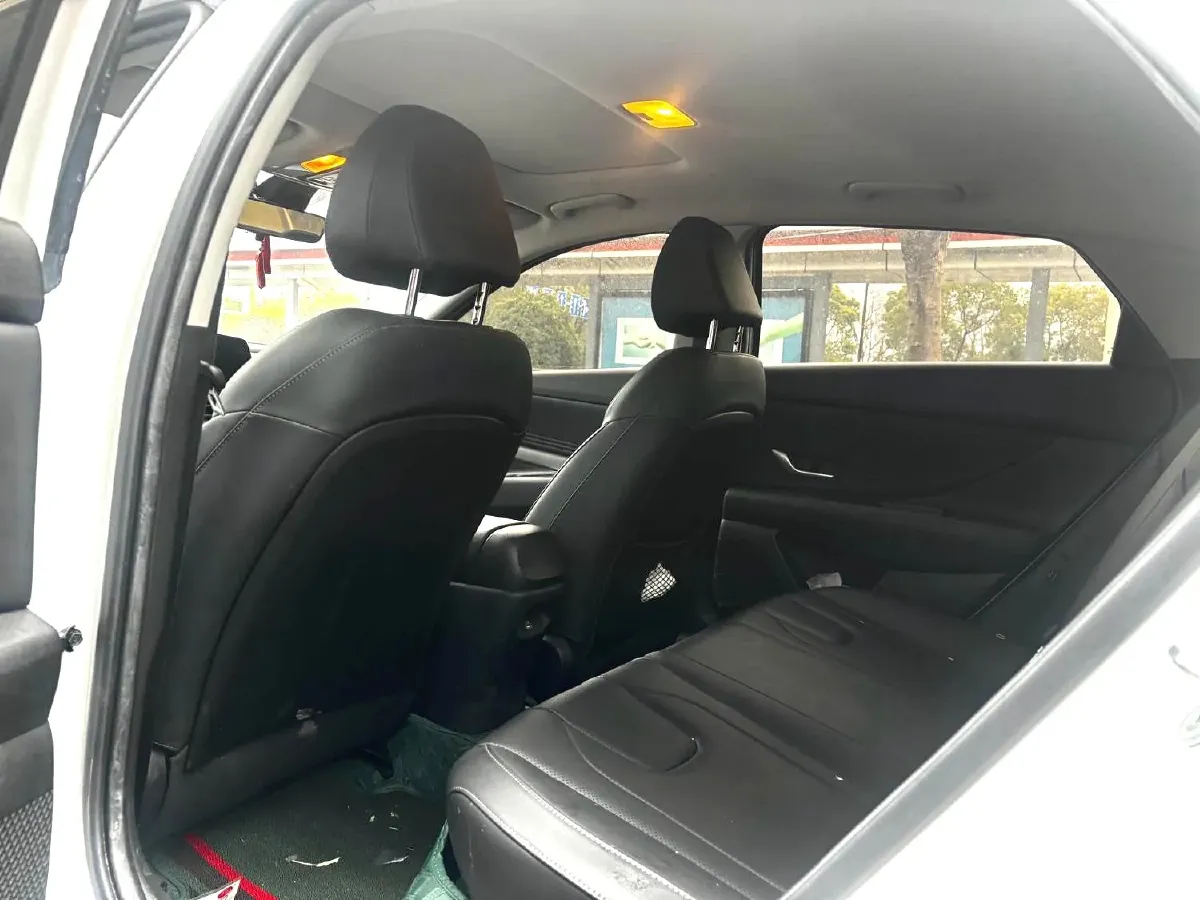 2021 Hyundai Elantra 1.5L 115HP L4 CVT,autocango,china used car exporter,china ev exporter,chinese used car exporter,chinese used ev exporter