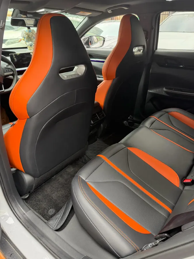 2024 ChangAn UNI-V 1.5T 188HP L4 7DCT,autocango,china used car exporter,china ev exporter,chinese used car exporter,chinese used ev exporter