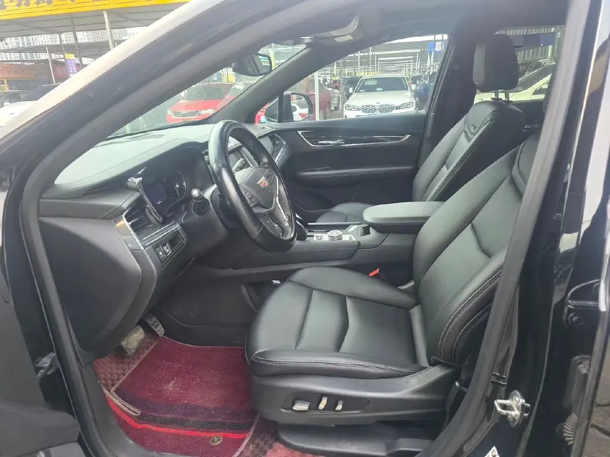 2021 Cadillac XT5 2.0T 237HP L4 9AT,autocango,china used car exporter,china ev exporter,chinese used car exporter,chinese used ev exporter