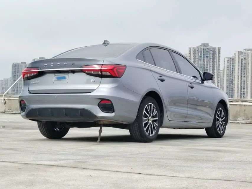 2021 Roewe i5 1.5L 120HP L4 CVT,autocango,china used car exporter,china ev exporter,chinese used car exporter,chinese used ev exporter