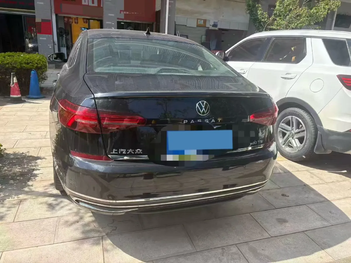 2020 Volkswagen Passat 2.0T 186HP L4 7DCT,autocango,china used car exporter,china ev exporter,chinese used car exporter,chinese used ev exporter
