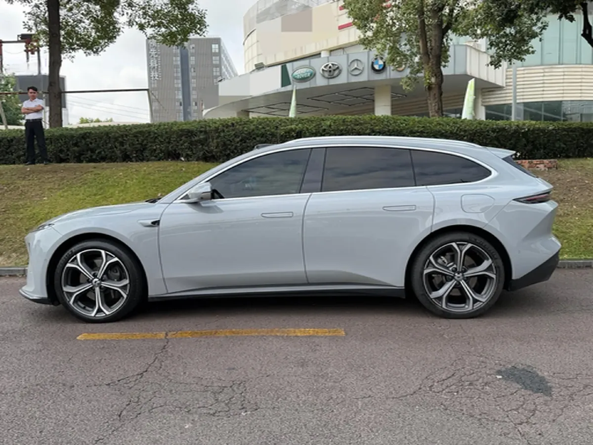 2024 NIO ET5T BEV 75KWH,autocango,china used car exporter,china ev exporter,chinese used car exporter,chinese used ev exporter