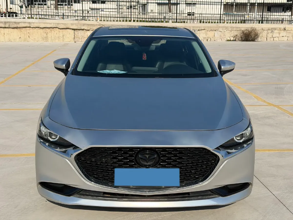 2021 Mazda 3 Axela 2.0L 158HP L4 6AT,autocango,china used car exporter,china ev exporter,chinese used car exporter,chinese used ev exporter