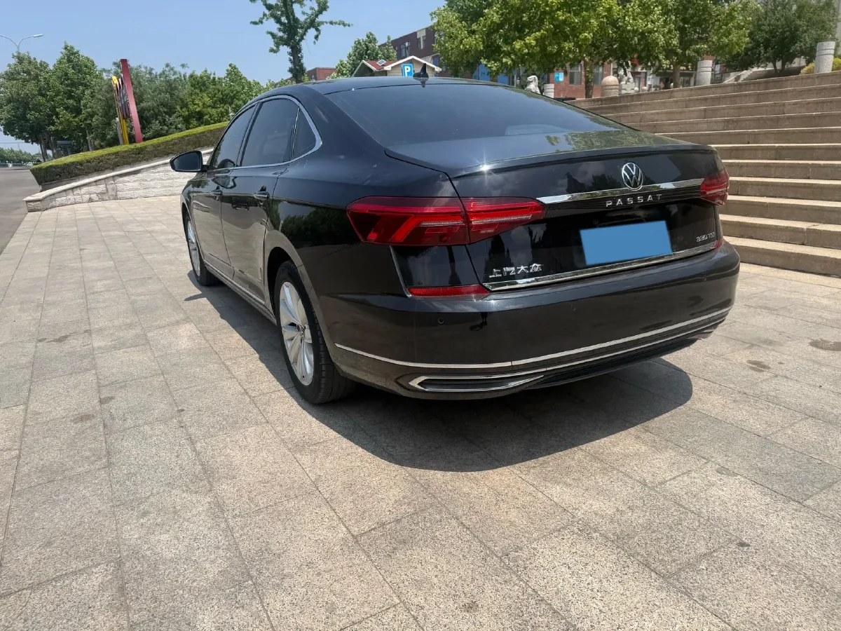 2021 Volkswagen Passat 2.0T 186HP L4 7DCT,autocango,china used car exporter,china ev exporter,chinese used car exporter,chinese used ev exporter