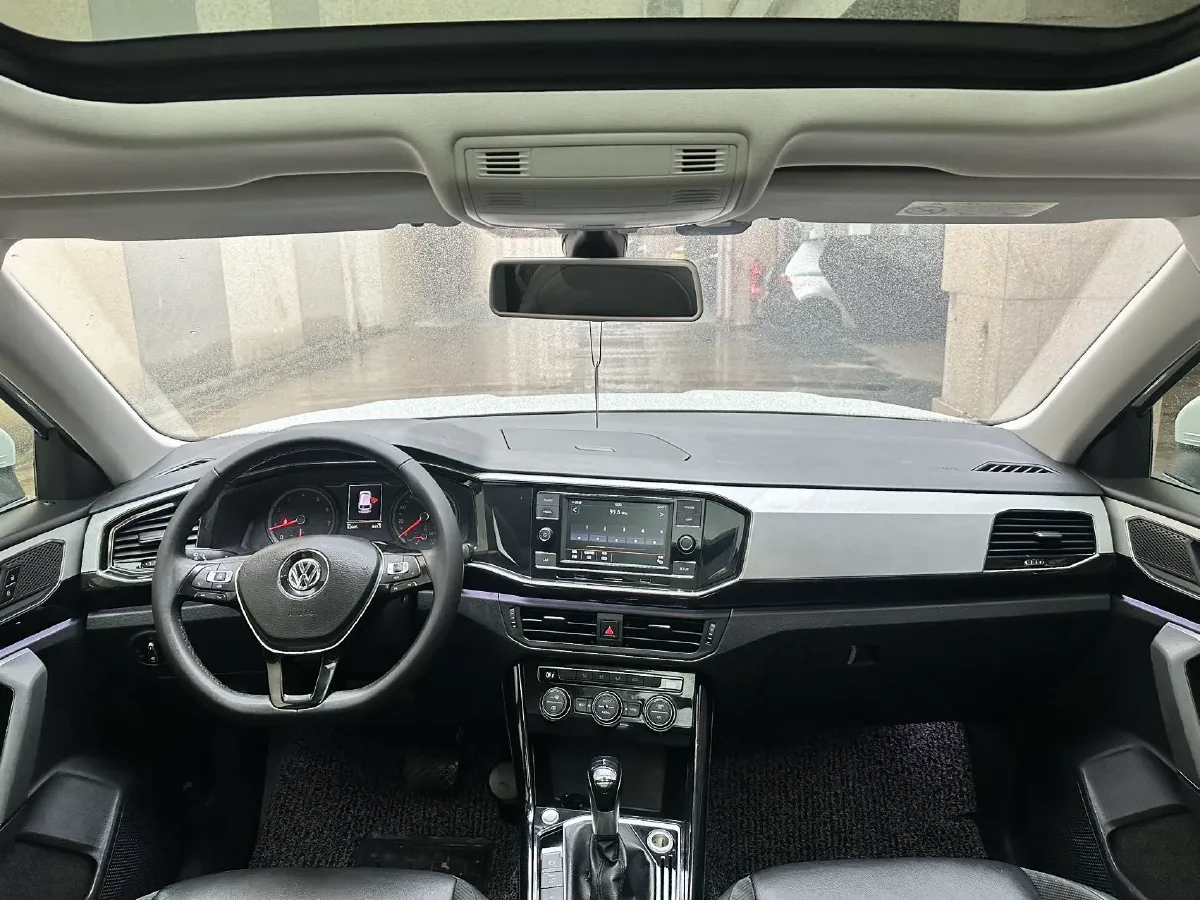 2019 Jeep Cherokee 2.0T 234HP L4 9AT,autocango,china used car exporter,china ev exporter,chinese used car exporter,chinese used ev exporter