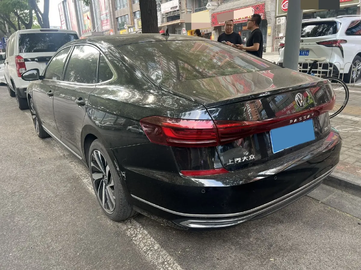 2024 Volkswagen Passat 2.0T 220HP L4 7DCT,autocango,china used car exporter,china ev exporter,chinese used car exporter,chinese used ev exporter