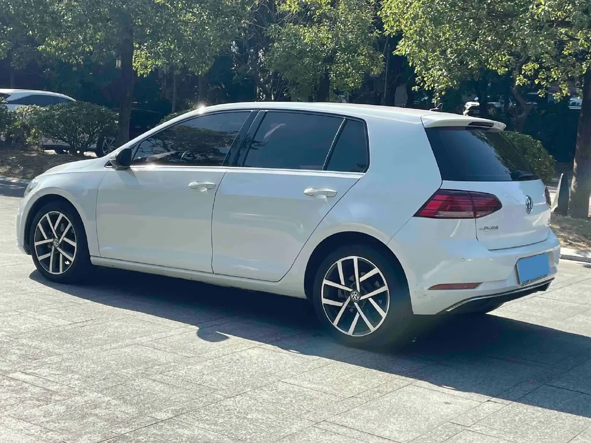 2020 Volkswagen Golf 1.4T 150HP L4 7DCT,autocango,china used car exporter,china ev exporter,chinese used car exporter,chinese used ev exporter