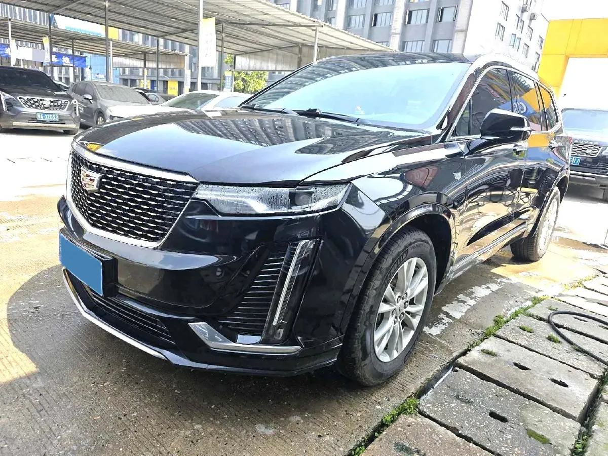 2022 Cadillac XT6 2.0T 237HP L4 9AT,autocango,china used car exporter,china ev exporter,chinese used car exporter,chinese used ev exporter