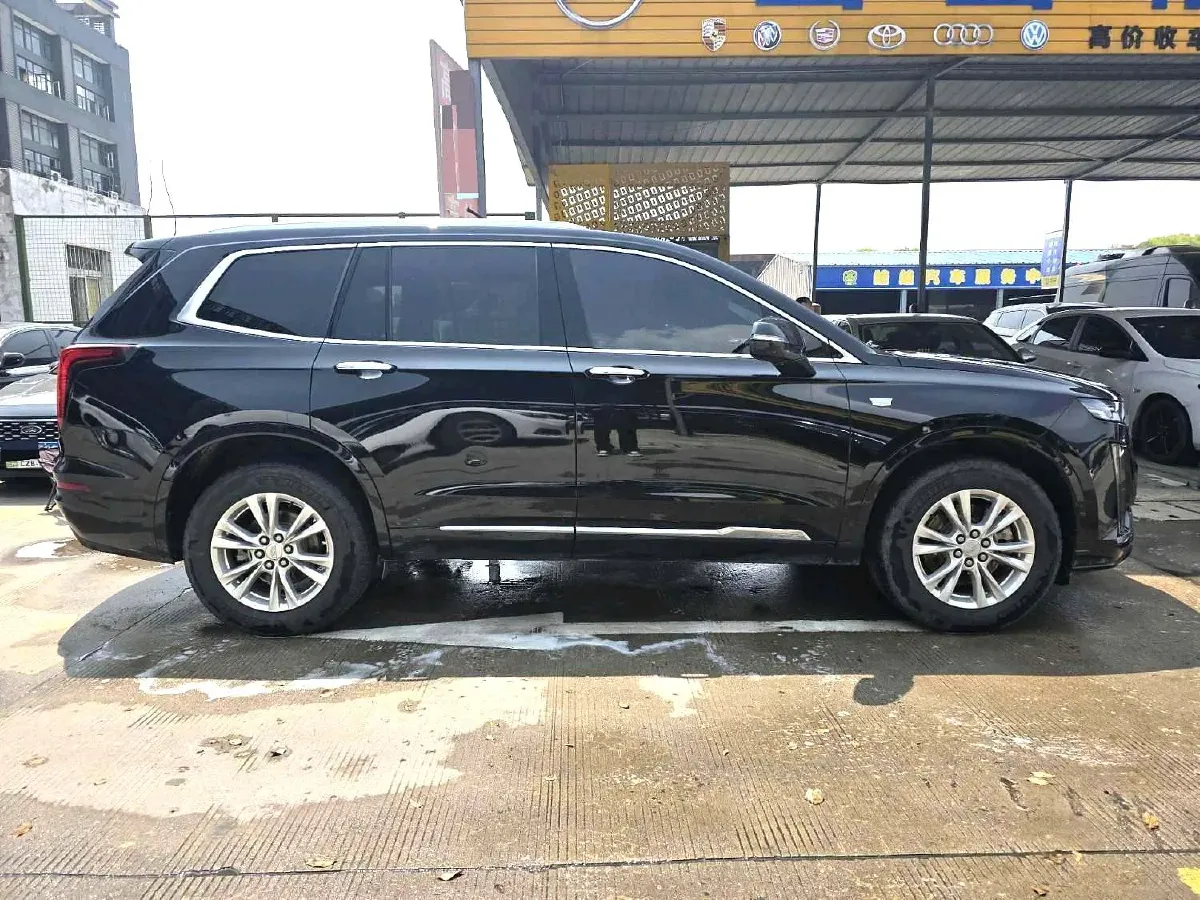 2022 Cadillac XT6 2.0T 237HP L4 9AT,autocango,china used car exporter,china ev exporter,chinese used car exporter,chinese used ev exporter
