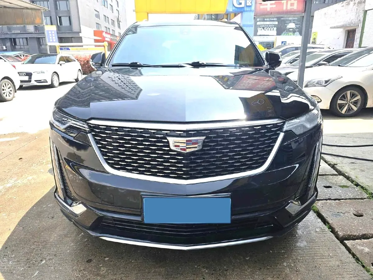 2022 Cadillac XT6 2.0T 237HP L4 9AT,autocango,china used car exporter,china ev exporter,chinese used car exporter,chinese used ev exporter