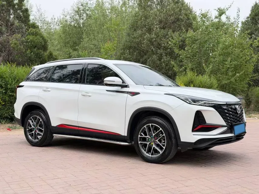 2022 ChangAn CS75 Plus 1.5T 178HP L4 6AT,autocango,china used car exporter,china ev exporter,chinese used car exporter,chinese used ev exporter