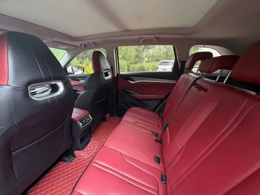 2022 ChangAn CS75 Plus 1.5T 178HP L4 6AT,autocango,china used car exporter,china ev exporter,chinese used car exporter,chinese used ev exporter