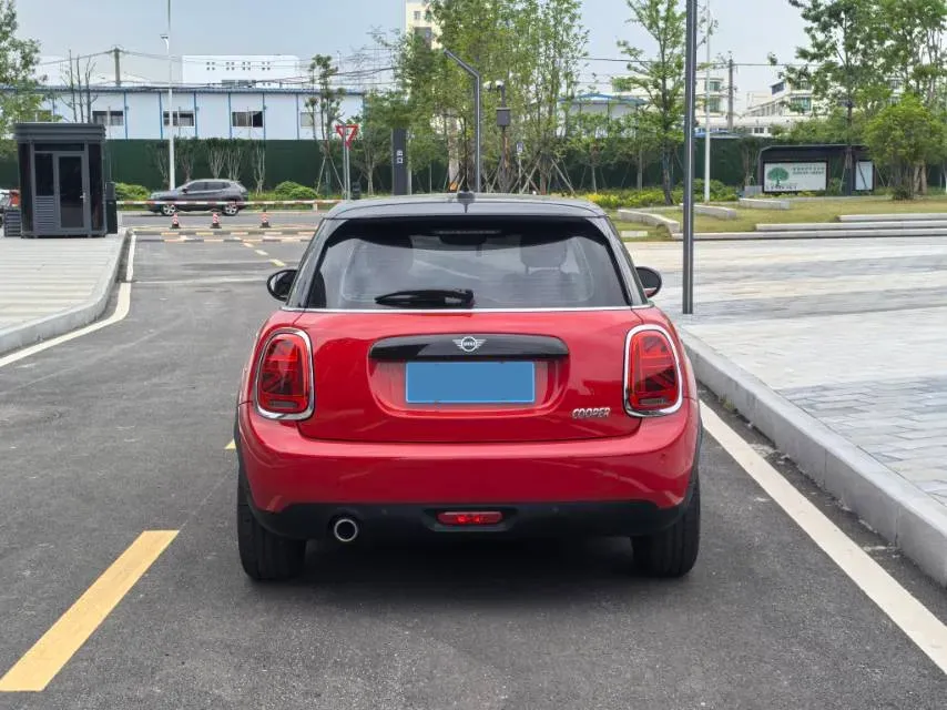 2021 MINI MINI 1.5T 136HP L3 7DCT,autocango,china used car exporter,china ev exporter,chinese used car exporter,chinese used ev exporter