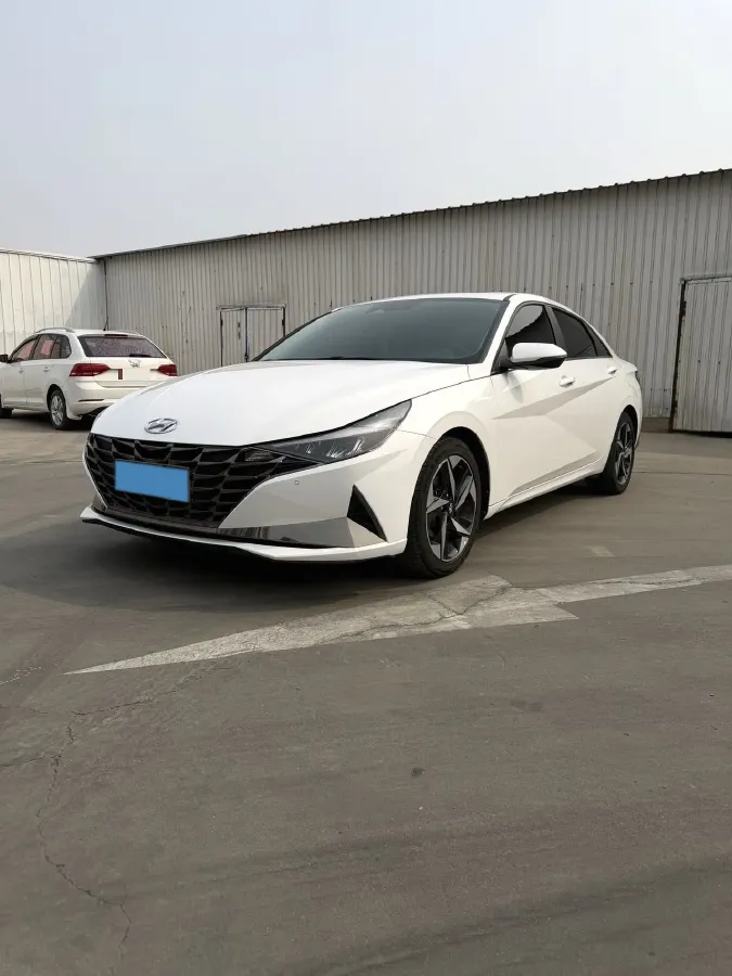 2022 Hyundai Elantra 1.5L 115HP L4 CVT,autocango,china used car exporter,china ev exporter,chinese used car exporter,chinese used ev exporter