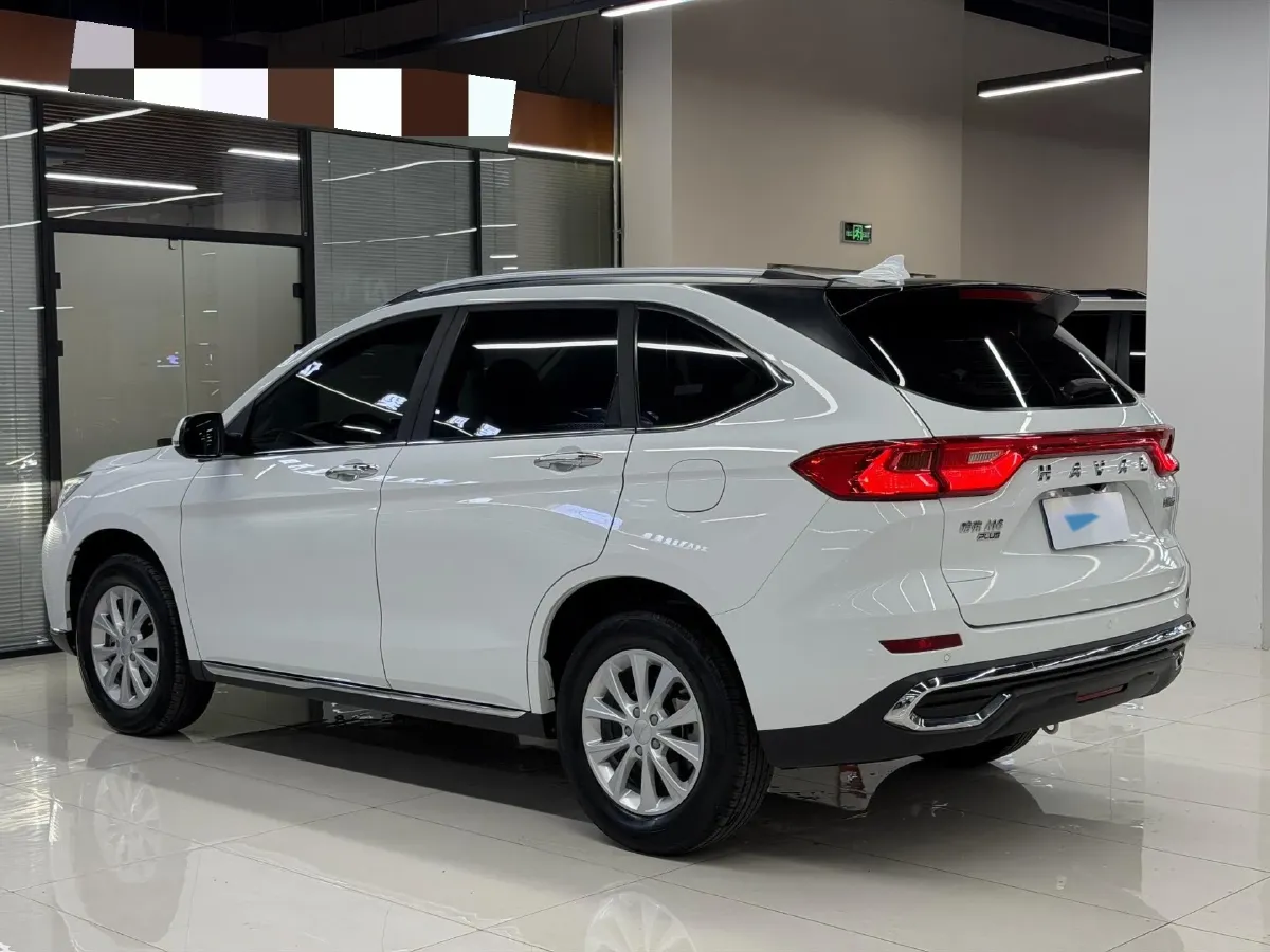 2021 Haval M6 1.5T 150HP L4 7DCT,autocango,china used car exporter,china ev exporter,chinese used car exporter,chinese used ev exporter