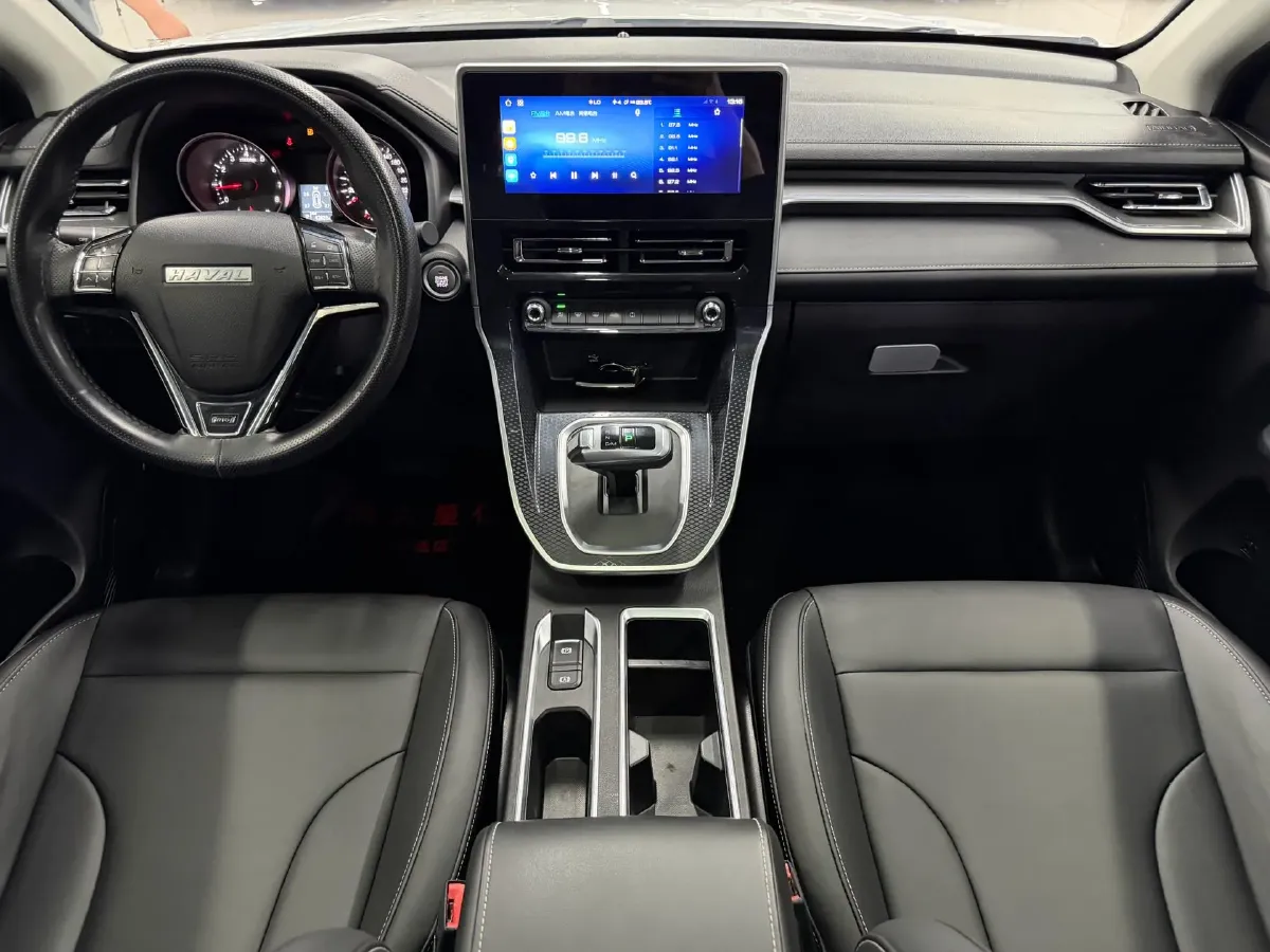 2021 Haval M6 1.5T 150HP L4 7DCT,autocango,china used car exporter,china ev exporter,chinese used car exporter,chinese used ev exporter