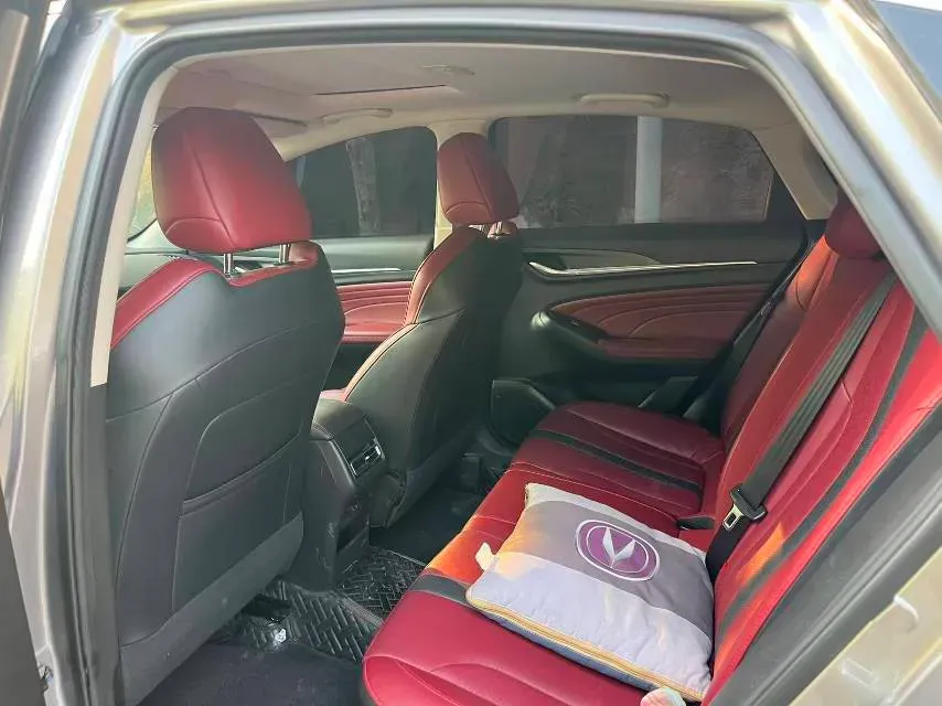 2021 ChangAn Eado 1.4T 160HP L4 7DCT,autocango,china used car exporter,china ev exporter,chinese used car exporter,chinese used ev exporter