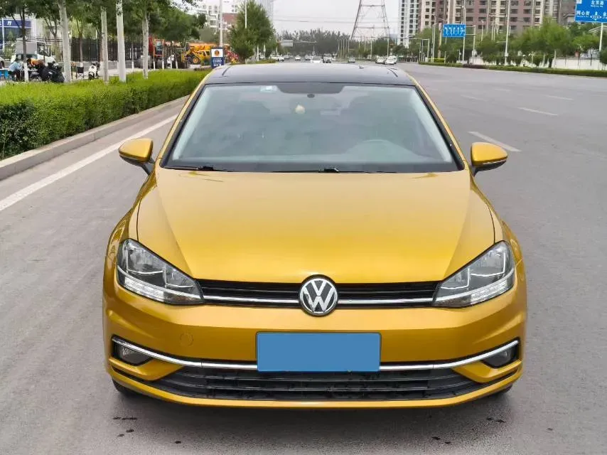 2018 Volkswagen Golf 1.4T 131HP L4 7DCT,autocango,china used car exporter,china ev exporter,chinese used car exporter,chinese used ev exporter