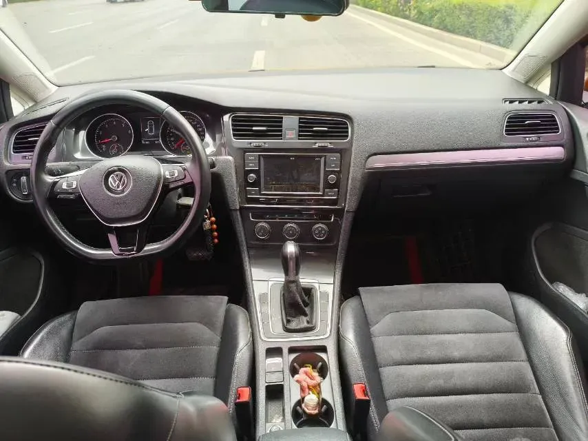 2018 Volkswagen Golf 1.4T 131HP L4 7DCT,autocango,china used car exporter,china ev exporter,chinese used car exporter,chinese used ev exporter