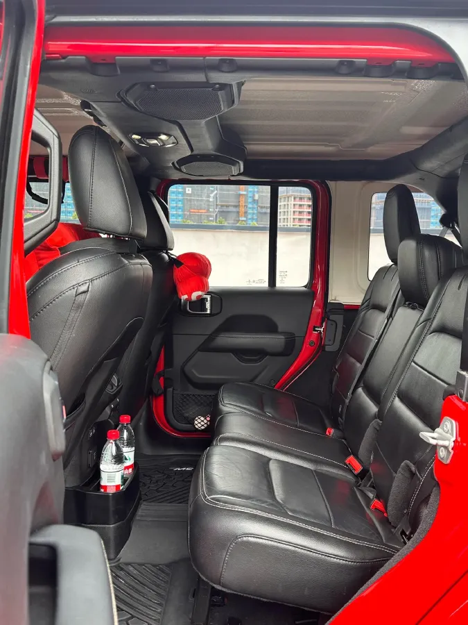 2019 Jeep Wrangler 2.0T 266HP L4 8AT,autocango,china used car exporter,china ev exporter,chinese used car exporter,chinese used ev exporter