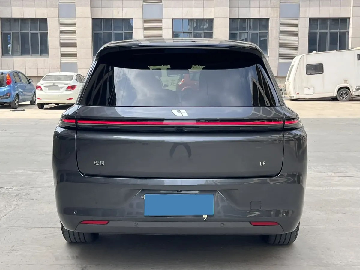 2023 Li L8 Range Extended 154HP REEV 40.9KWH,autocango,china used car exporter,china ev exporter,chinese used car exporter,chinese used ev exporter