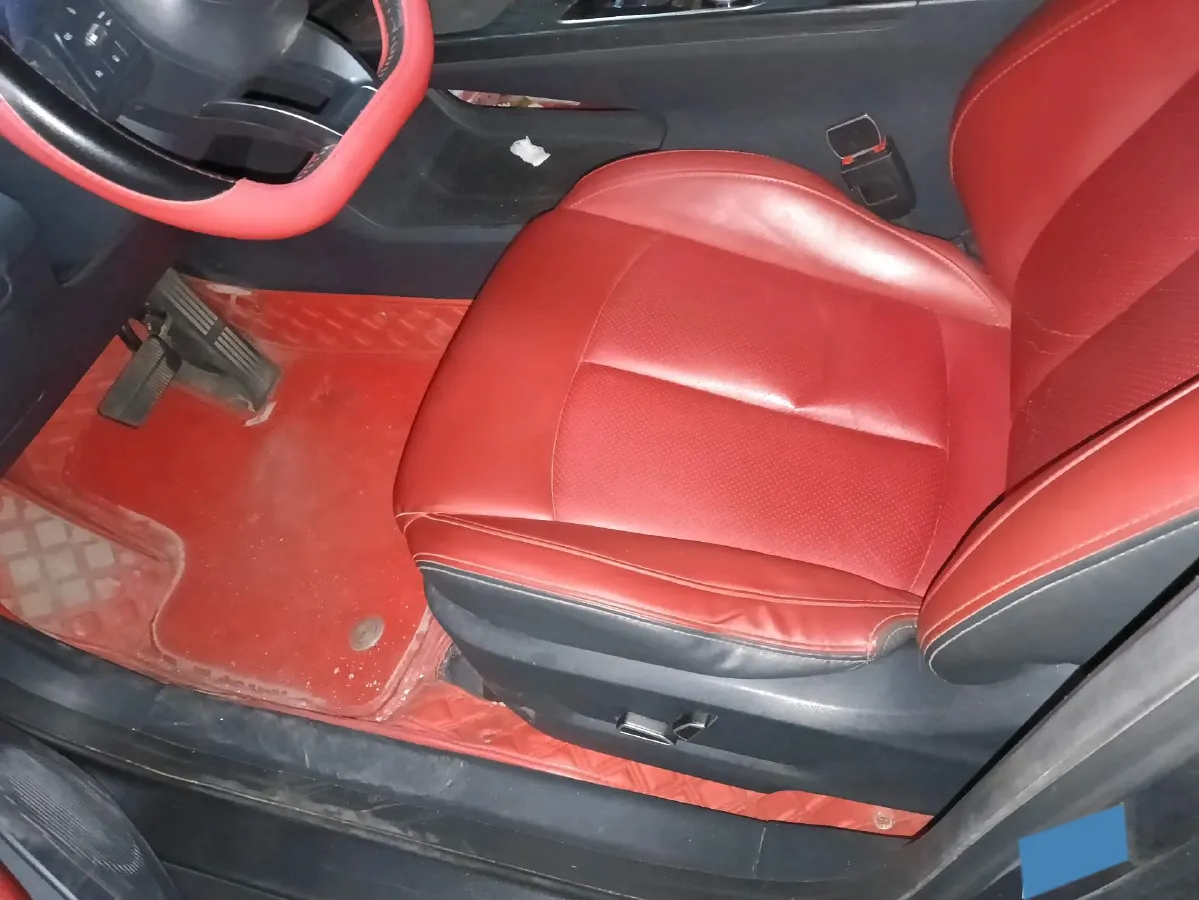 2020 ChangAn UNI-T 1.5T 180HP L4 7DCT,autocango,china used car exporter,china ev exporter,chinese used car exporter,chinese used ev exporter