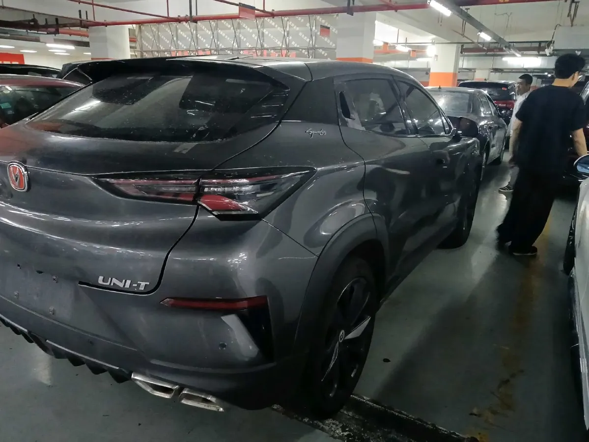 2020 ChangAn UNI-T 1.5T 180HP L4 7DCT,autocango,china used car exporter,china ev exporter,chinese used car exporter,chinese used ev exporter