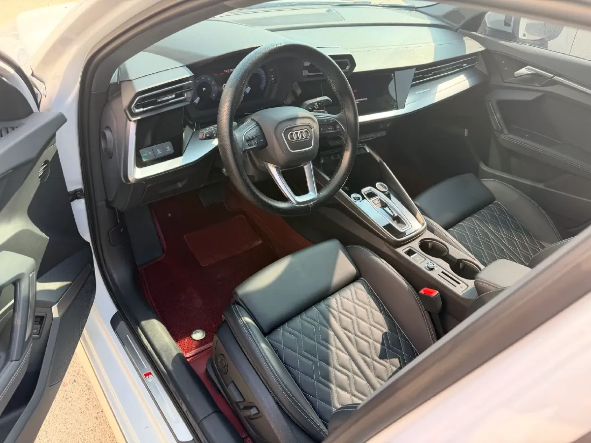 2025 Audi A3 1.5T 160HP L4 7DCT,autocango,china used car exporter,china ev exporter,chinese used car exporter,chinese used ev exporter