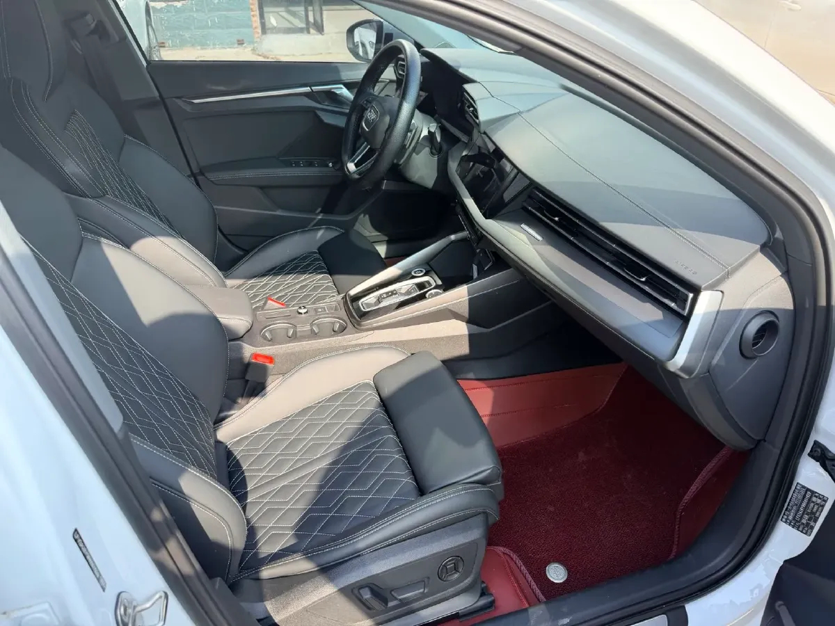 2025 Audi A3 1.5T 160HP L4 7DCT,autocango,china used car exporter,china ev exporter,chinese used car exporter,chinese used ev exporter