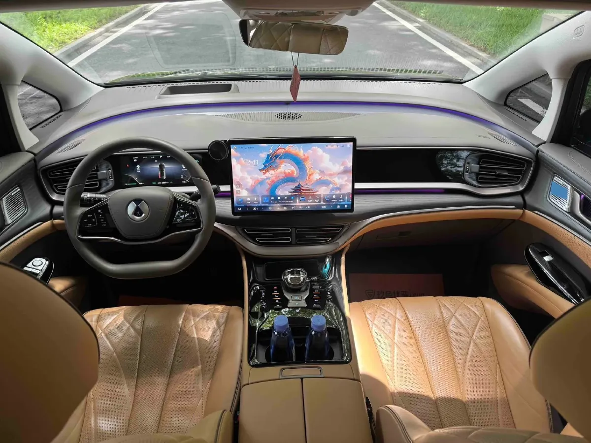 2022 Mercedes-Benz GLC Class 2.0T 197HP L4 9AT,autocango,china used car exporter,china ev exporter,chinese used car exporter,chinese used ev exporter