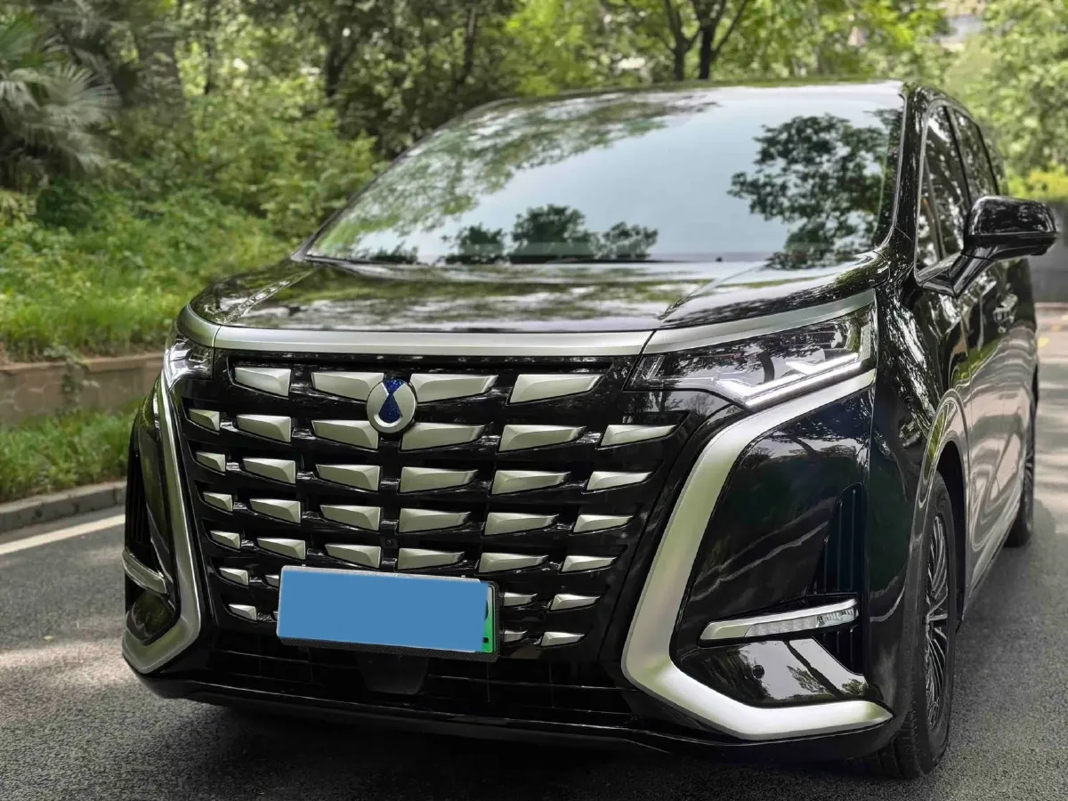 2022 Mercedes-Benz GLC Class 2.0T 197HP L4 9AT,autocango,china used car exporter,china ev exporter,chinese used car exporter,chinese used ev exporter