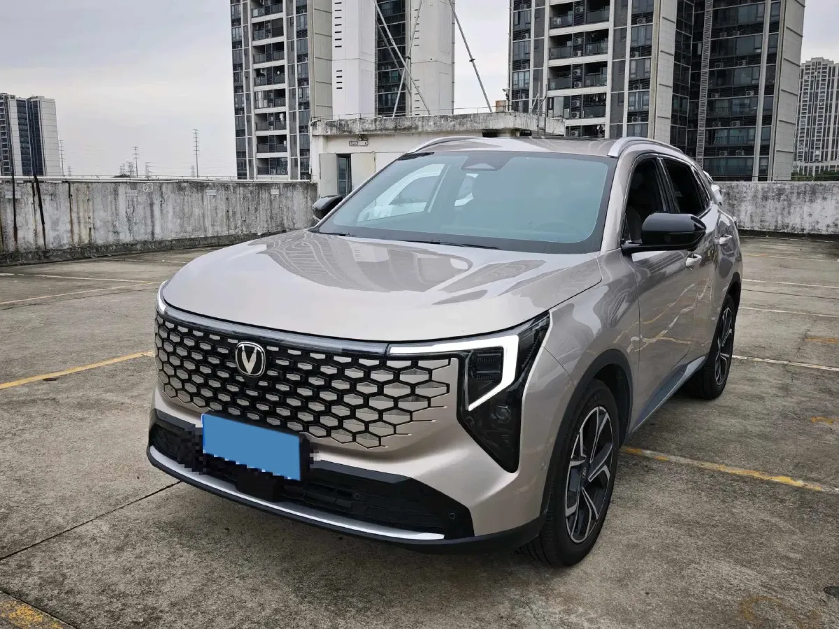 2026 ChangAn CS55 Plus 1.5T 192HP L4 7DCT,autocango,china used car exporter,china ev exporter,chinese used car exporter,chinese used ev exporter